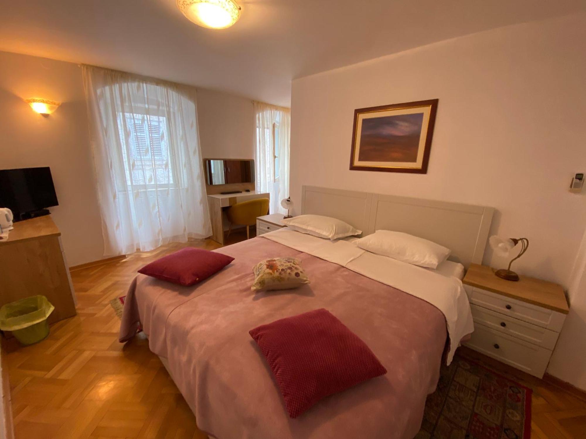 Rooms Base Split Eksteriør bilde