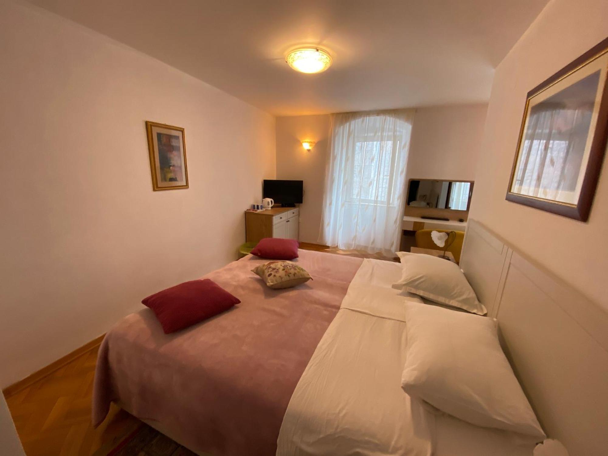 Rooms Base Split Eksteriør bilde